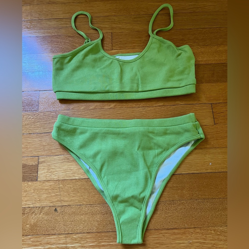 Green bikini set NWT size L